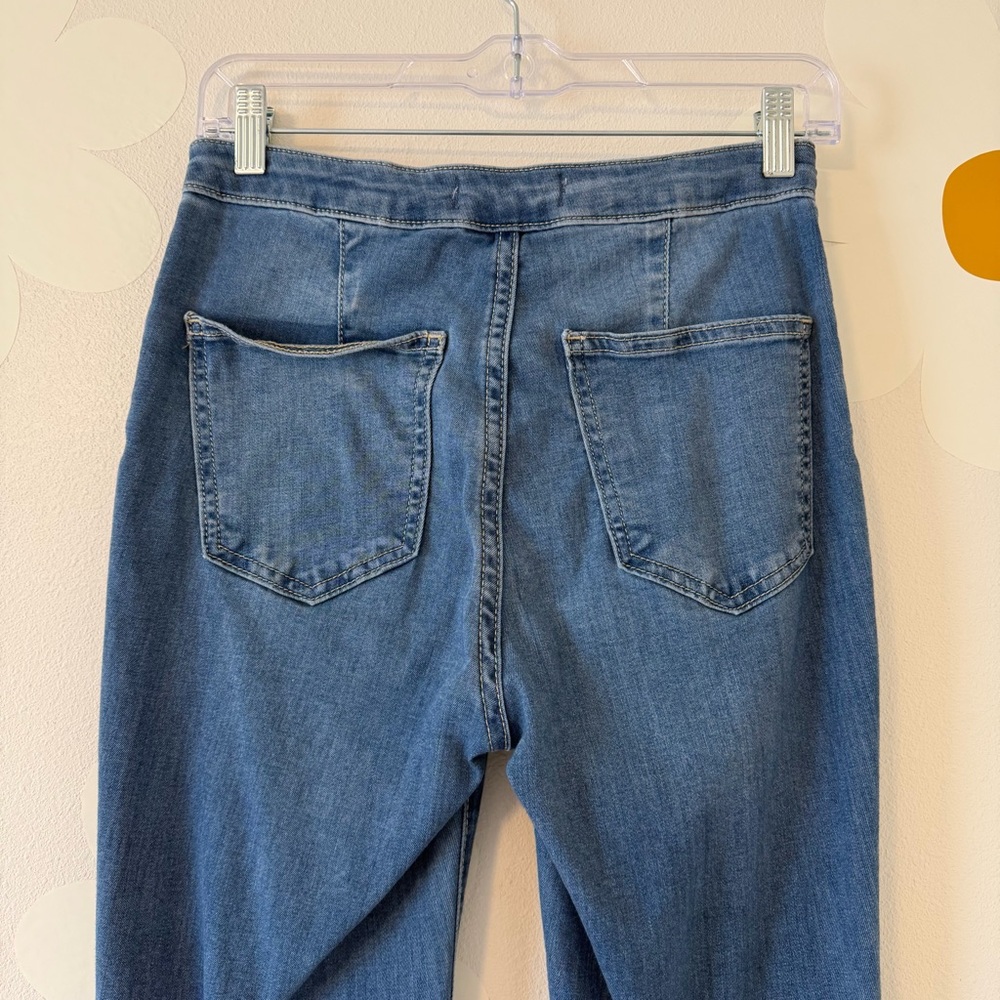 We The Free Just Float On Flare Jeans Raw Hems Medium Wash - Picture 9 of 16